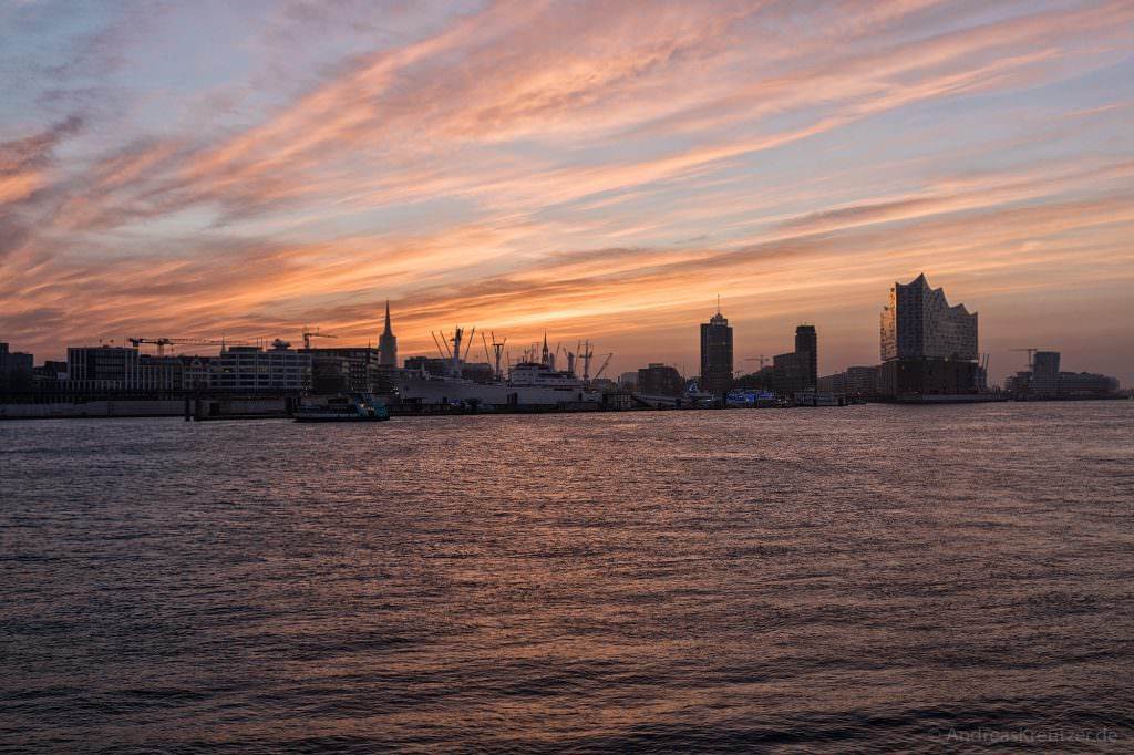 Morgens am Hamburger Hafen