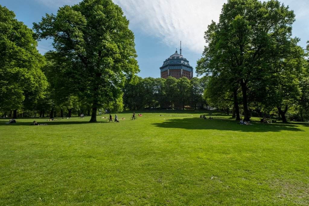 Schanzenpark mit ehemaligem Wasserturm