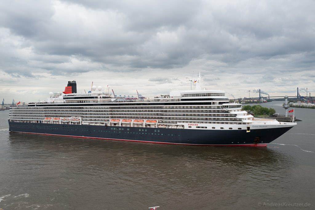 Queen Elizabeth in Hamburg