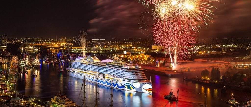 Taufe der AIDAprima in Hamburg