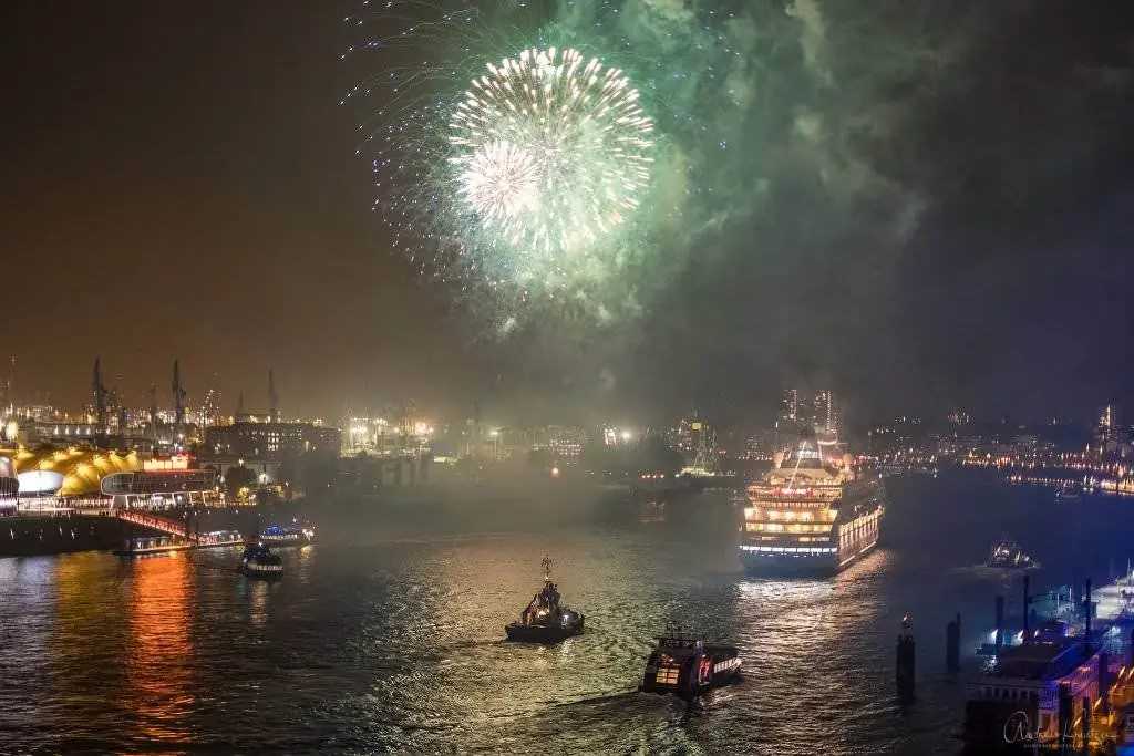 Verabschiedung der AIDAcara bei ihrer ersten Weltreise