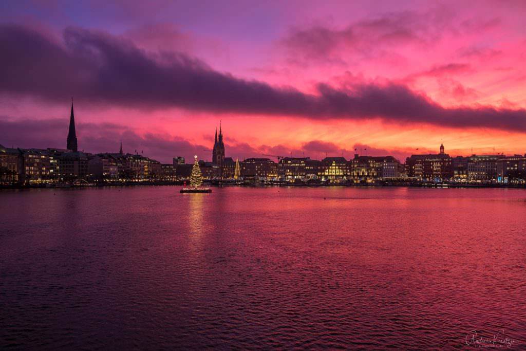 Skyfire über der Binnenalster