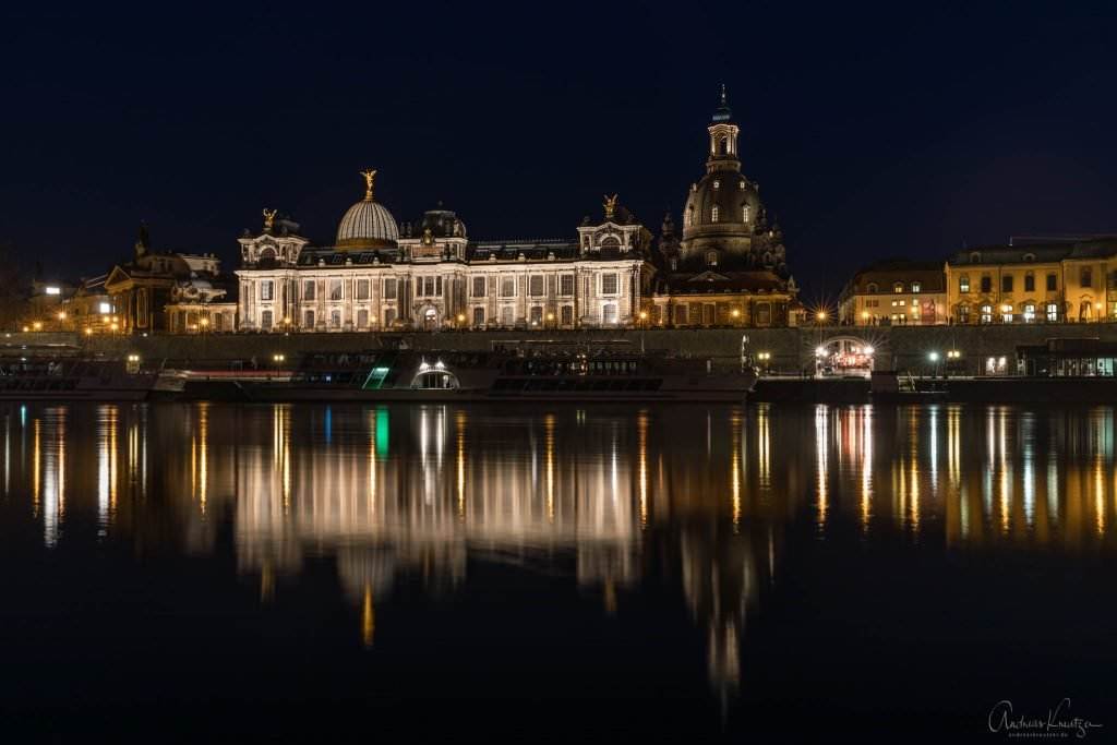 Brühlsche Terrassen bei Nacht