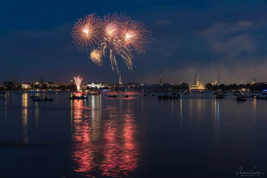 Feuerwerk zum Kirschblütenfest