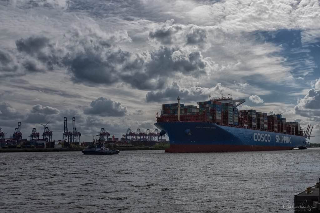 Containerschiff Nebula