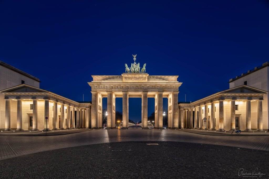 Brandenburger Tor zur blauen Stunde