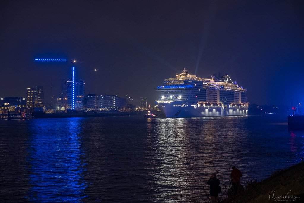 Taufe der MSC Grandiosa in Hamburg