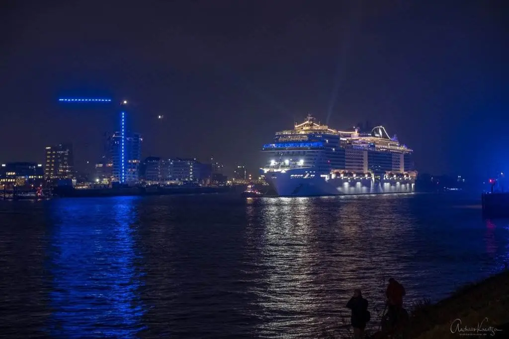 Taufe der MSC Grandiosa in Hamburg