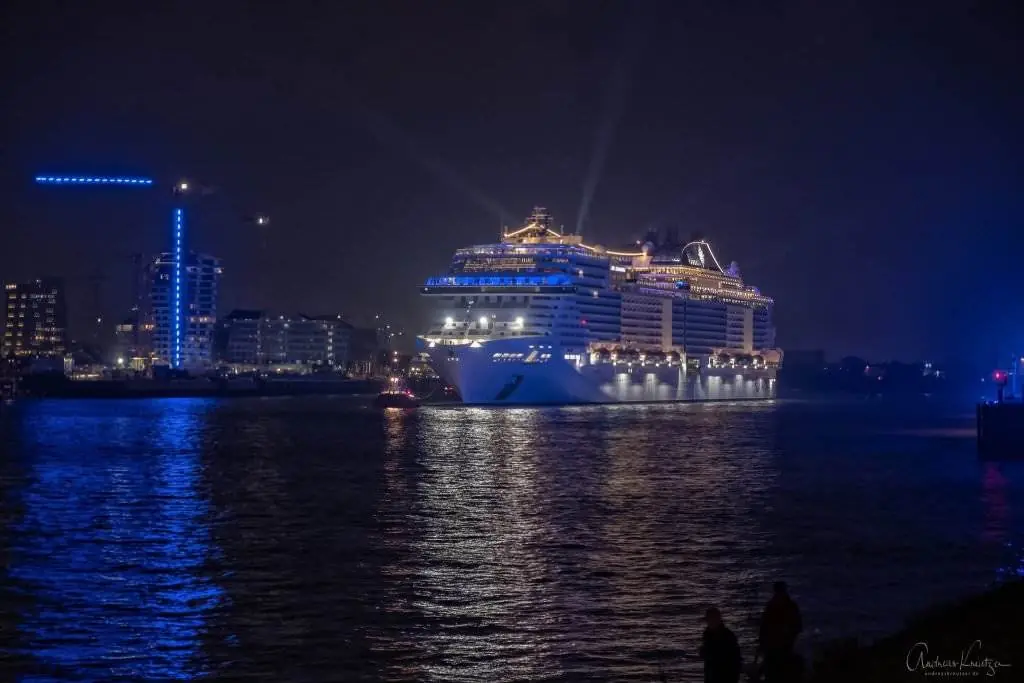Taufe der MSC Grandiosa in Hamburg