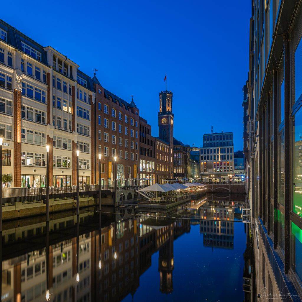 Bleichenfleet zur blauen Stunde