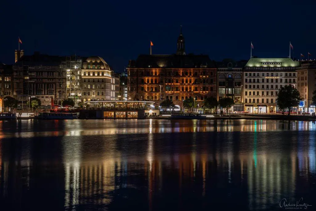 Jungfernstieg am Abend