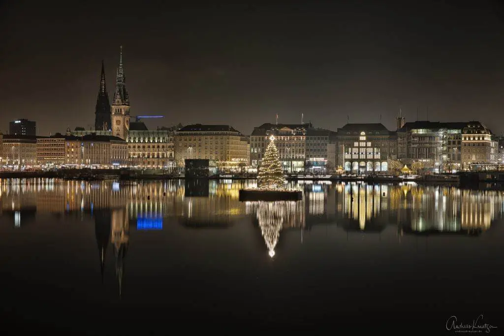 Binnenalster mit Alstertanne