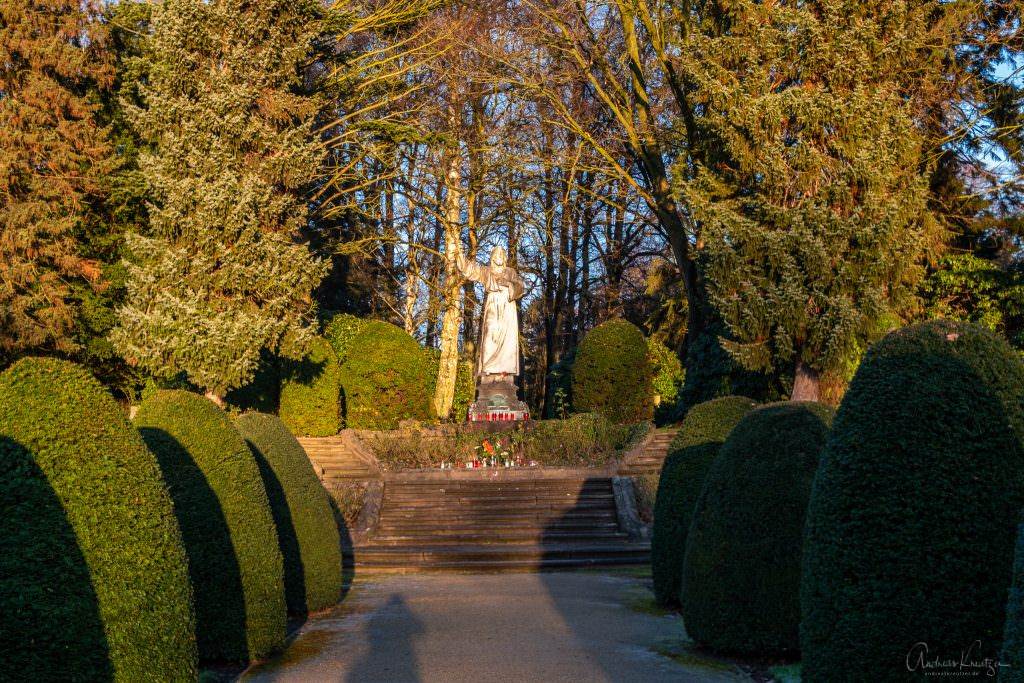 Christusstatue Friedhof Ohlsdorf