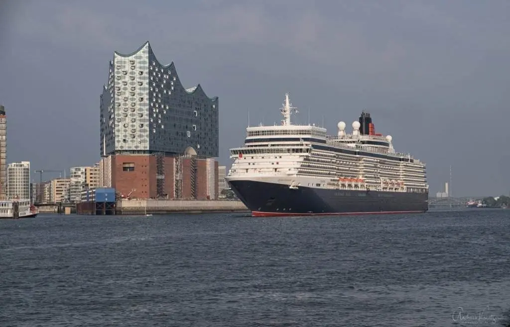 Elbphilharmonie und Queen Elisabeth