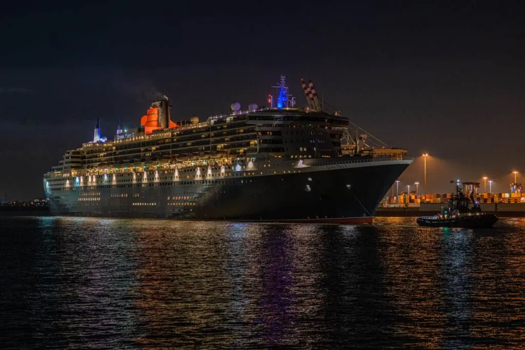 Queen Mary 2