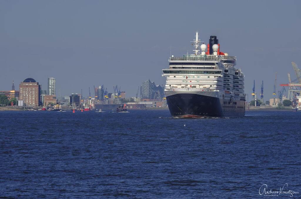 Queen Victoria in Hamburg