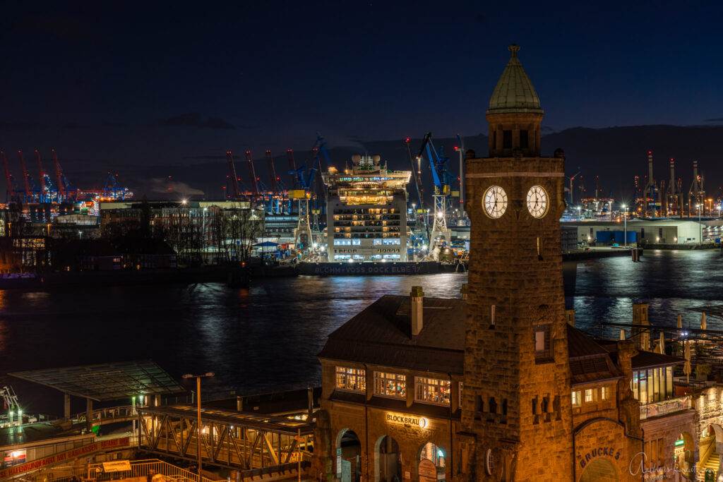 Ventura im Dock von Blohm und Voss