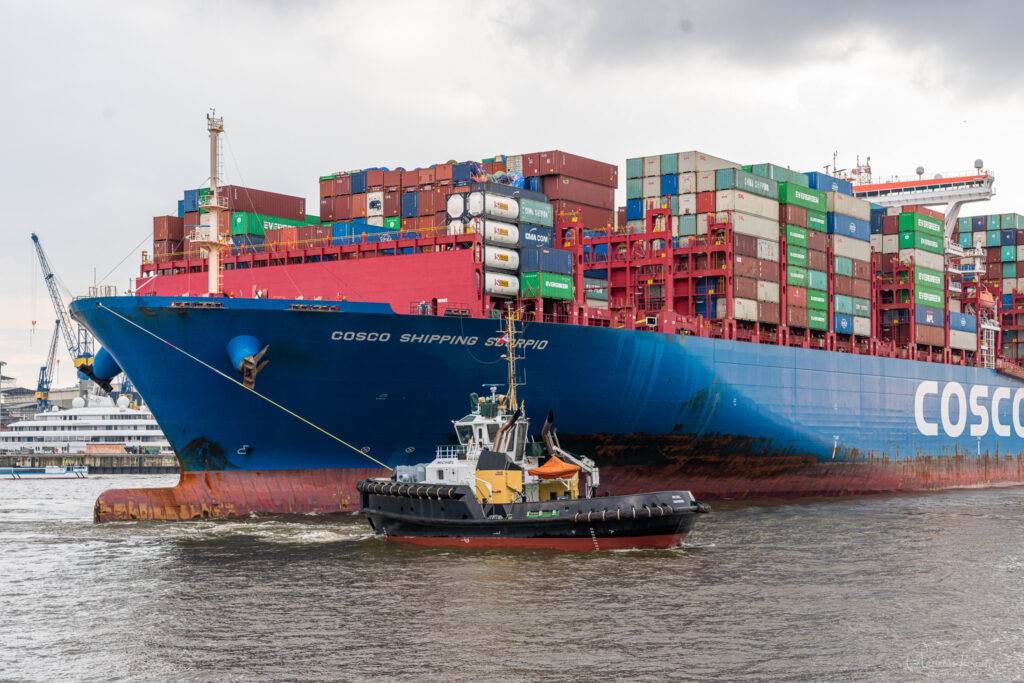 Containerschiff COSCO Scorpio