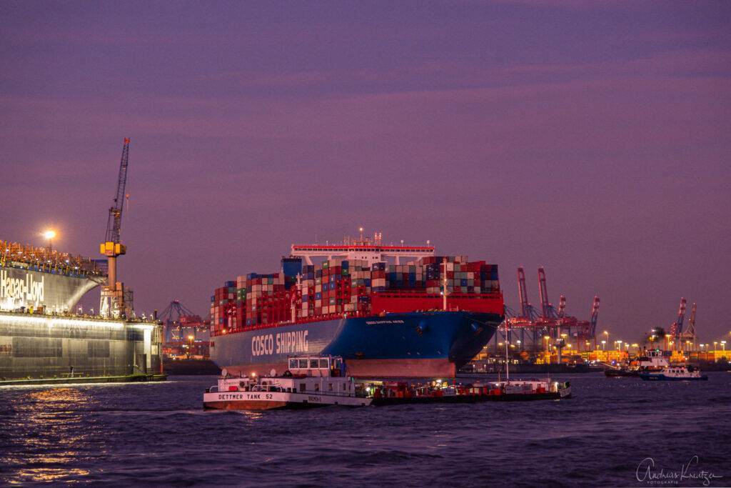 Containerschiff Aries