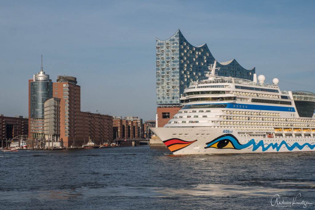 AIDAsol & Elbphilharmonie