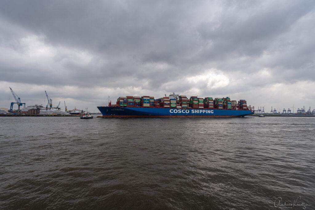 Containerschiff CSCL Pacific Ocean
