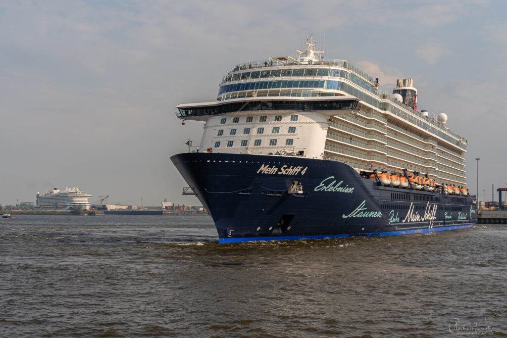 Mein Schiff 4 in Hamburg