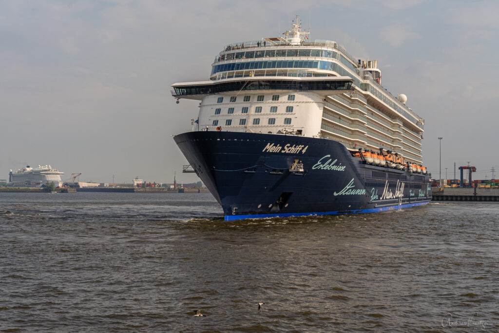 Mein Schiff 4 in Hamburg