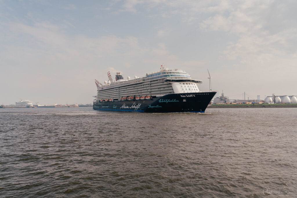 Mein Schiff 4 in Hamburg
