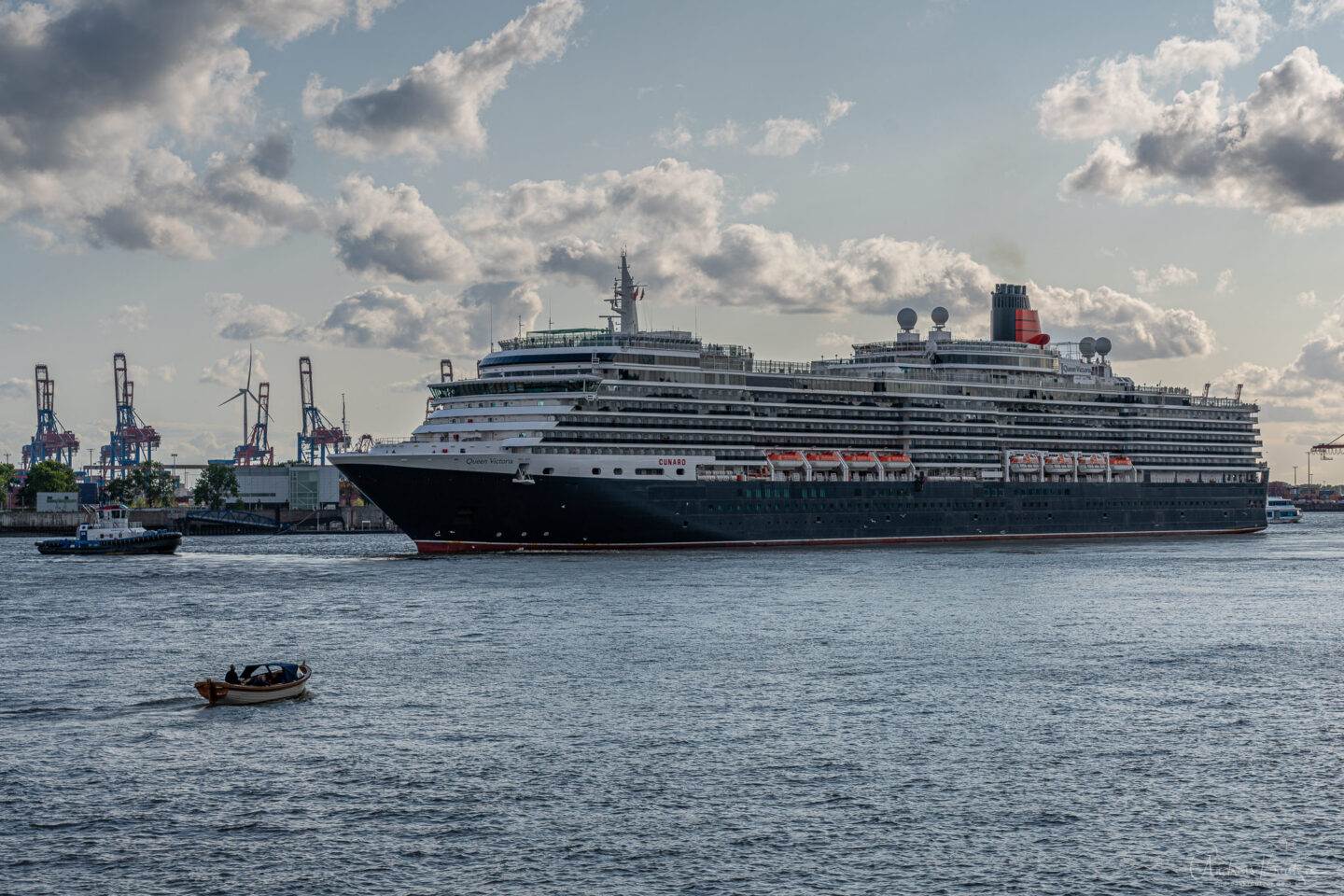 Kreuzfahrtschiff Queen Victoria am 25.07.2023 in Hamburg