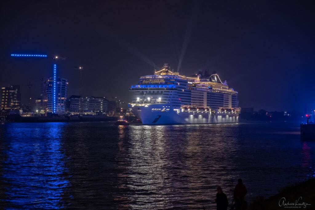 Taufe der MSC Grandiosa in Hamburg