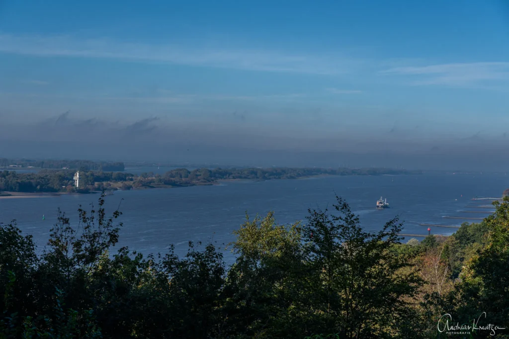 Blick vom Bismarckstein auf die Elbe