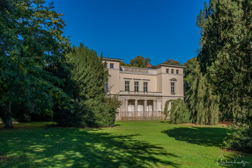 Katharinenhof im Baurs Park