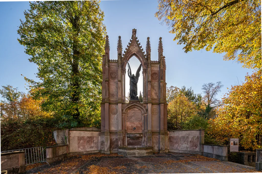 Michaelsdenkmal beim Schloss Babelsberg