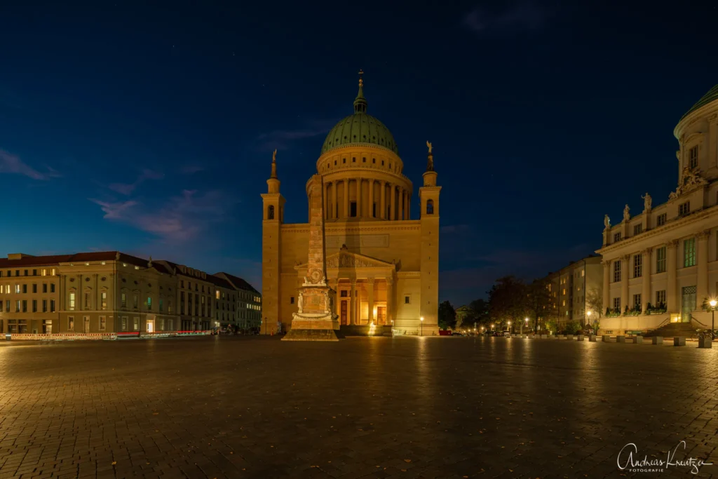 St. Nikolaikirche Potsdam zur blauen Stunde