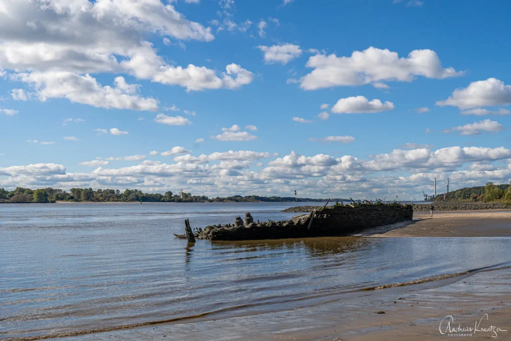Schiffswrack Polstjernan von Blankenese