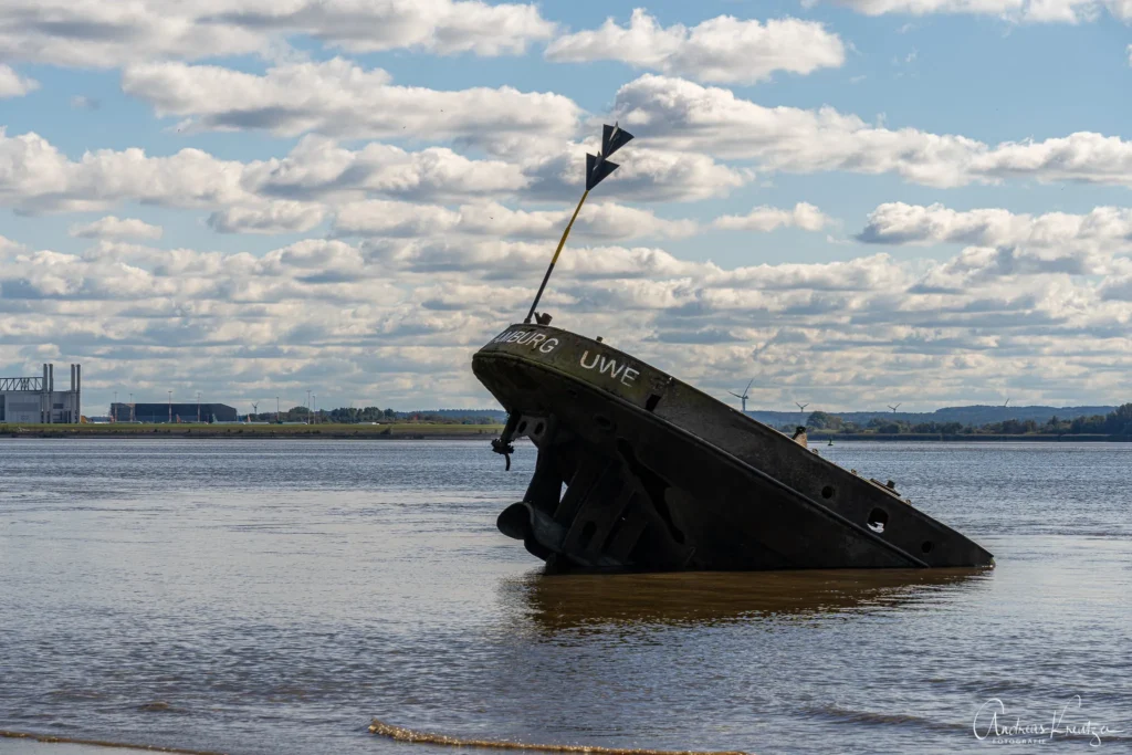 Schiffswrack Uwe von Blankenese
