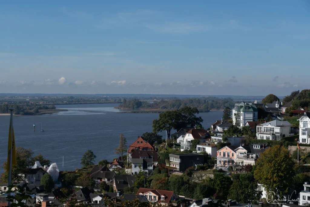 Blick vom Treppenviertel auf die Elbe