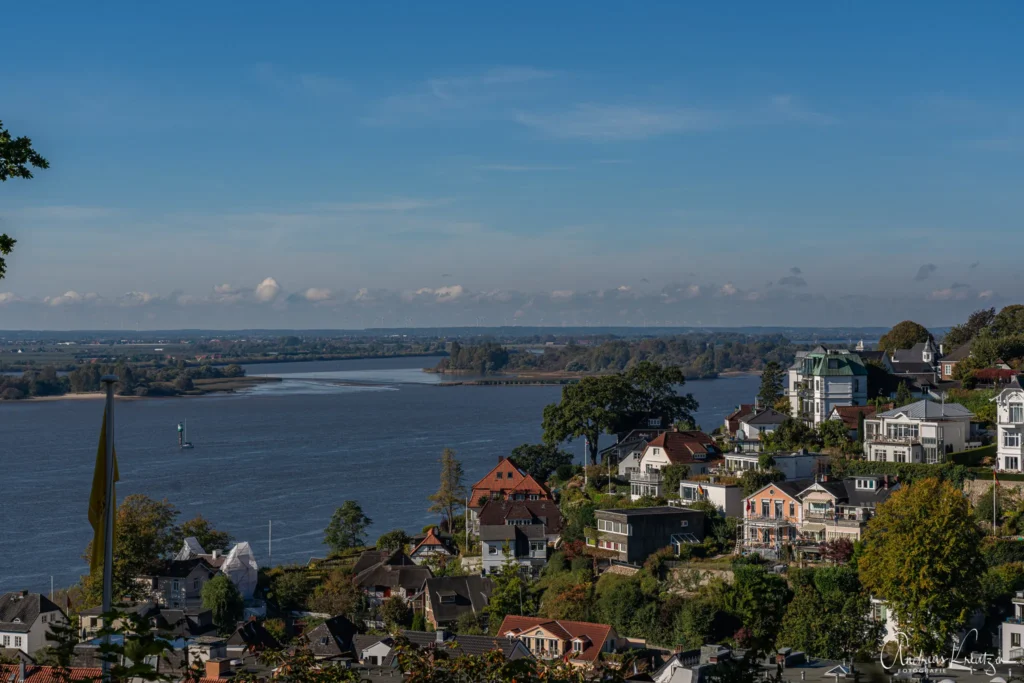 Blick vom Treppenviertel auf die Elbe