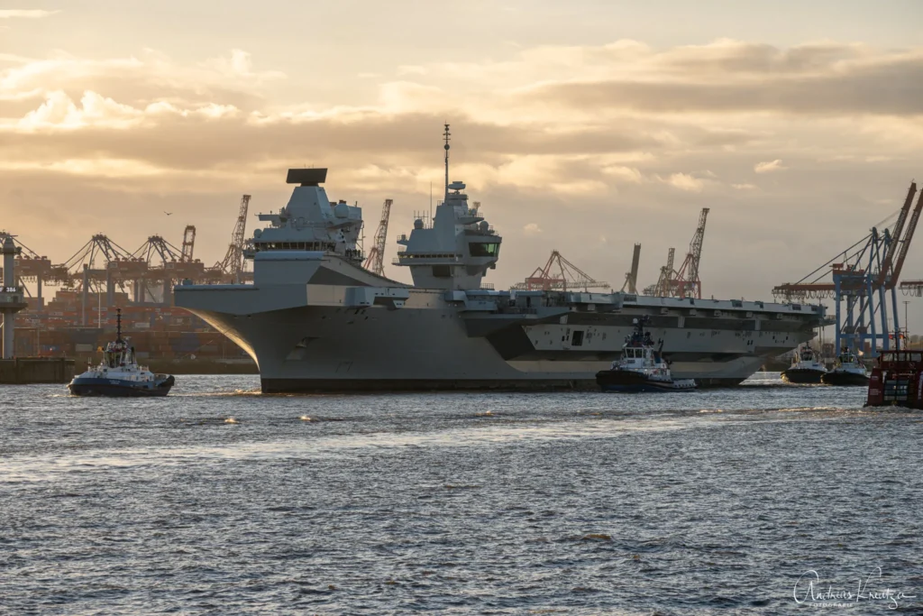 Flugzeugträger HMS Queen Elizabeth