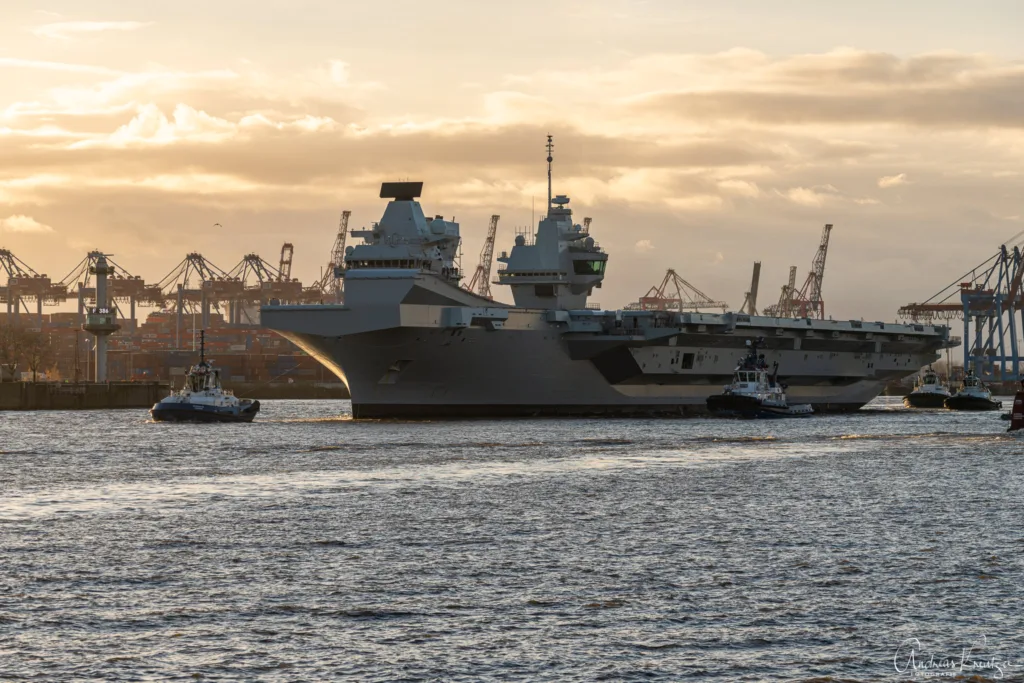 Flugzeugträger HMS Queen Elizabeth