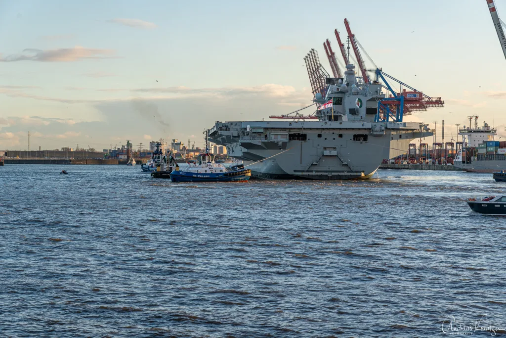 Flugzeugträger HMS Queen Elizabeth