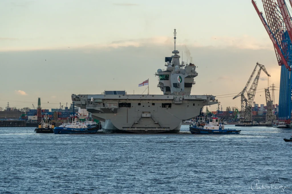 Flugzeugträger HMS Queen Elizabeth