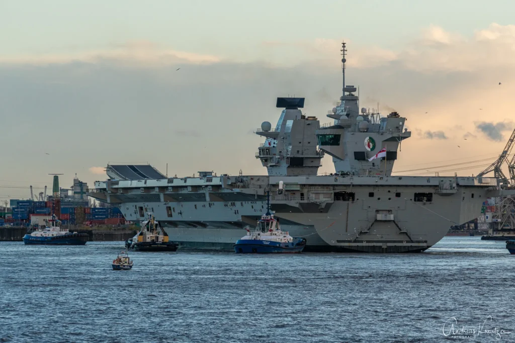 Flugzeugträger HMS Queen Elizabeth