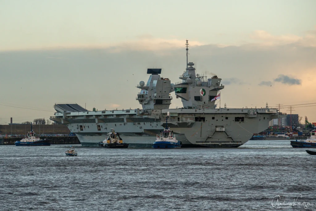 Flugzeugträger HMS Queen Elizabeth