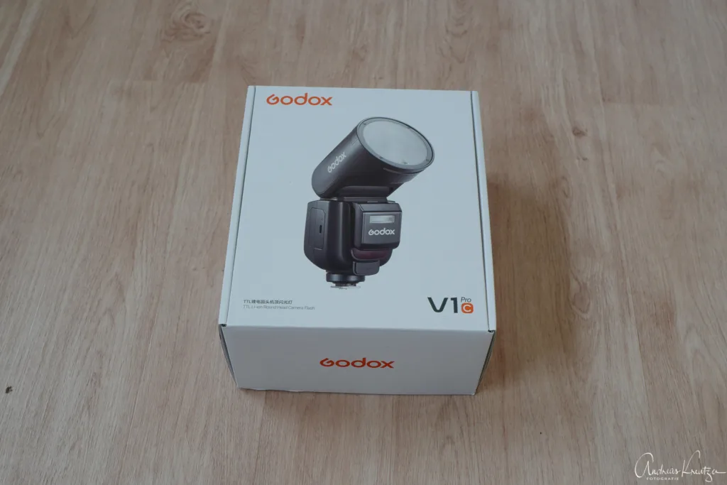 GODOX V1 Pro