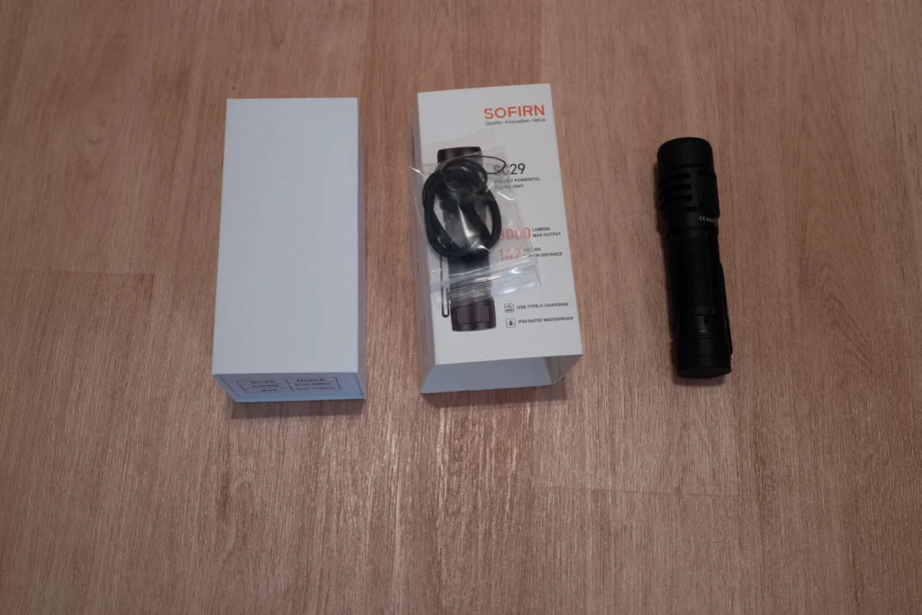 SOFIRN SC29 Taschenlampe