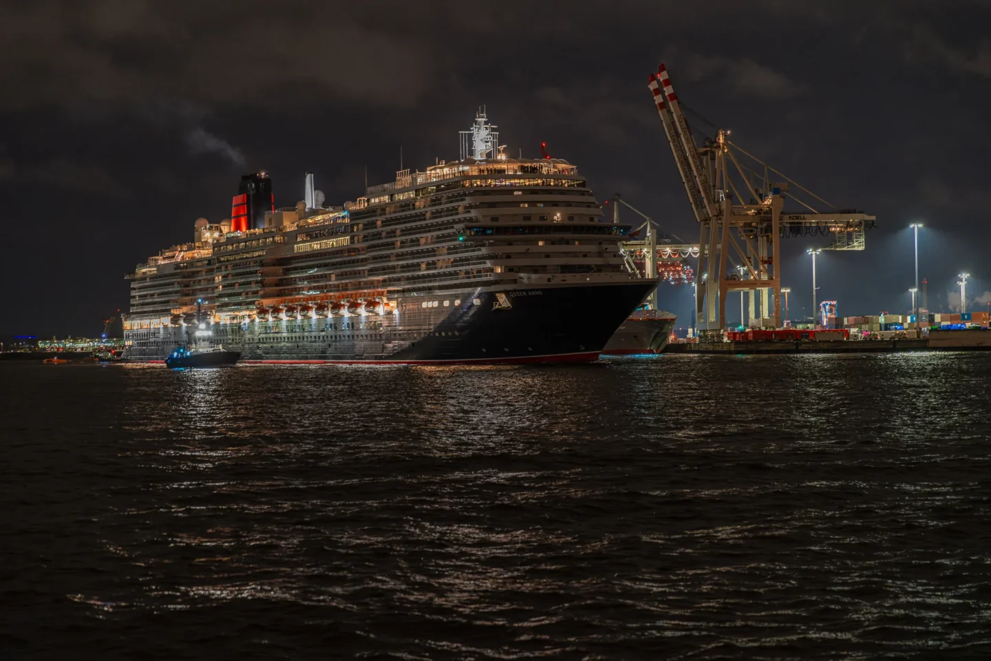 Queen Anne in Hamburg