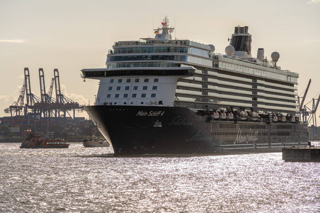 Mein Schiff 4 in Hamburg