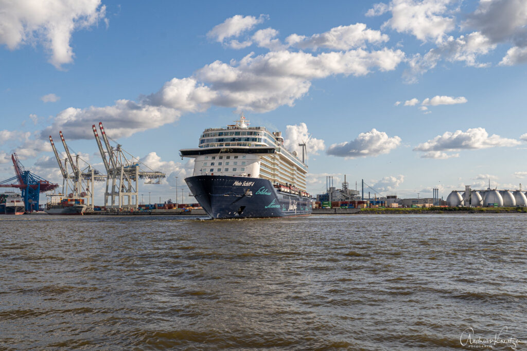 Mein Schiff 4 in Hamburg
