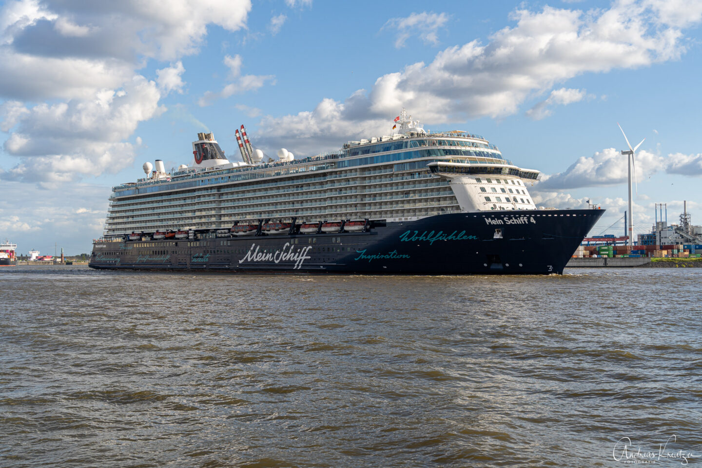 Mein Schiff 4 in Hamburg